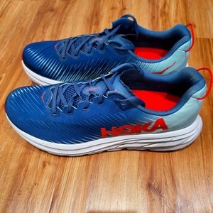 Hoka one one Rincon 3 running shoes
